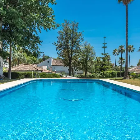 Apartament Agrupadas, Family With Amazing Location Marbella